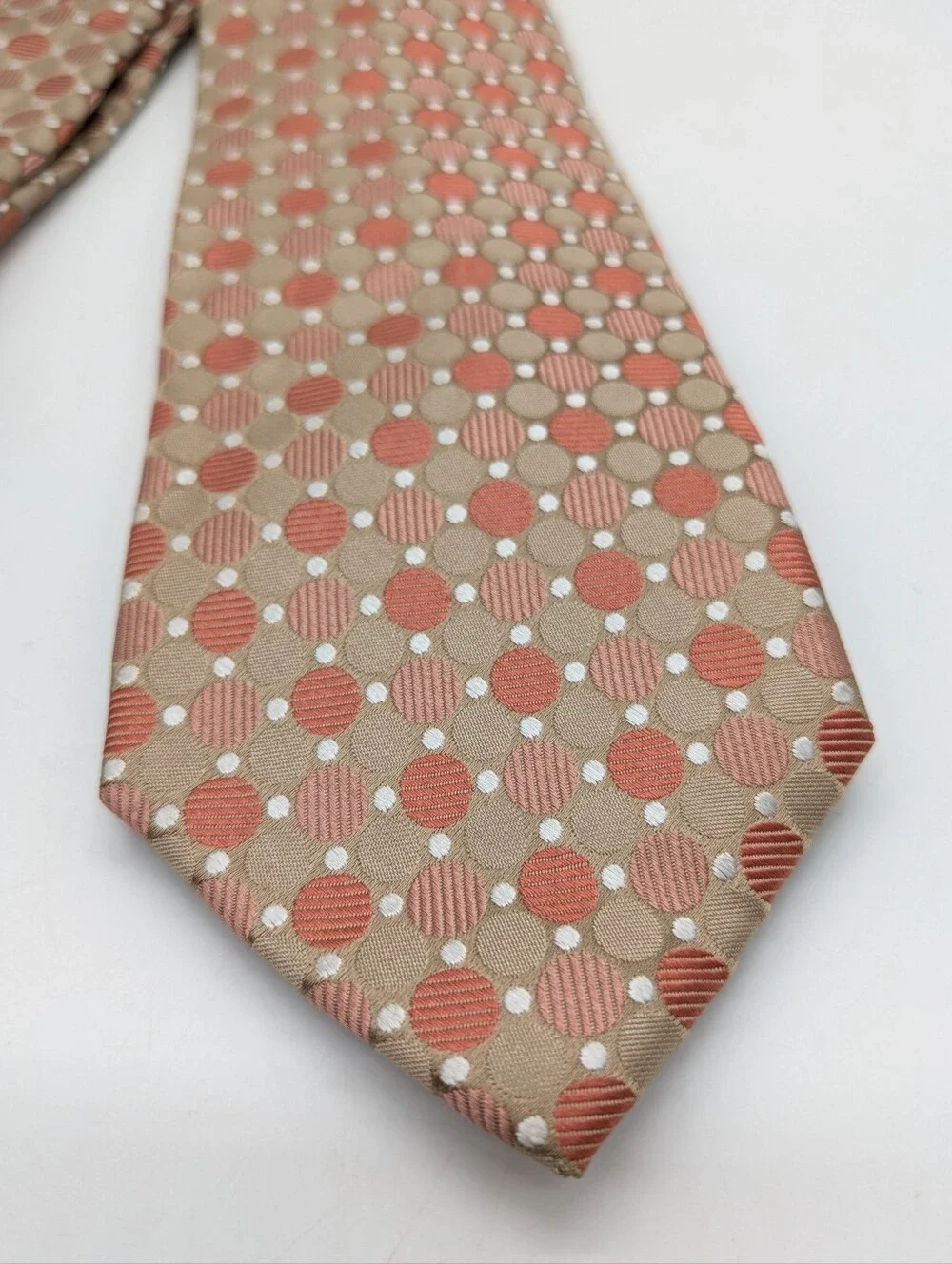 NWT Joseph Abboud Tan Peach Geometric Circle Silk Mens Tie